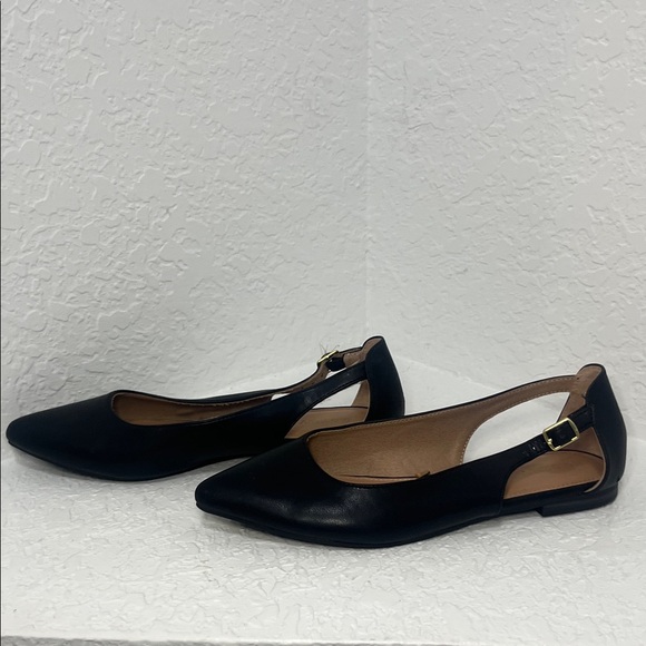 Old Navy Black Slingback Flats - Picture 4 of 6